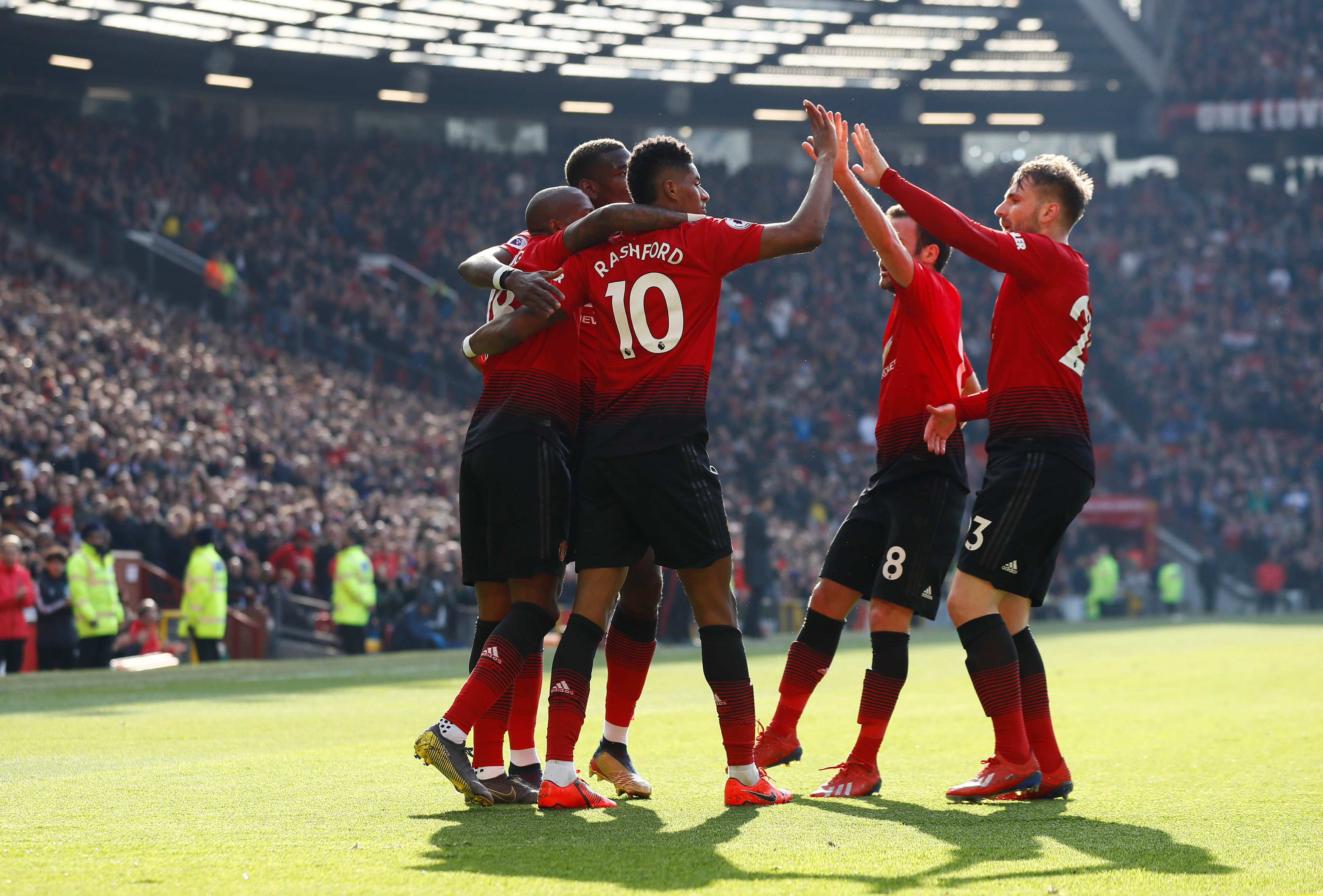 型防守见长 型防守见长